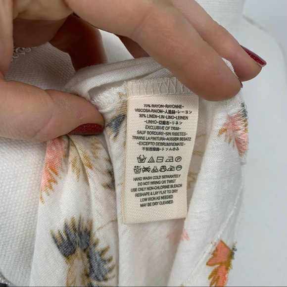 Free People Love Potion Floral and Lace Tie Neck Slit Up Back Tank Top SZ Large - Picture 9 of 12